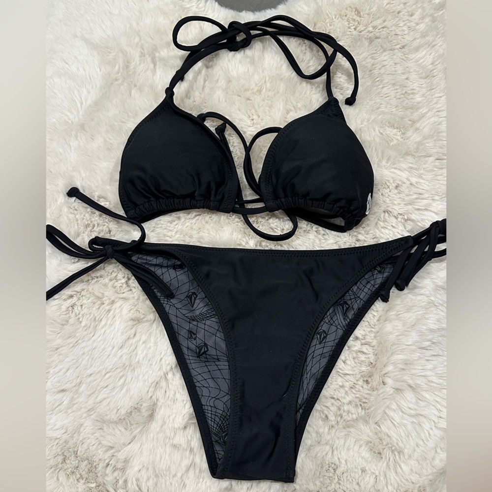 Volcom Black Sleek Triangle Bikini Set XS